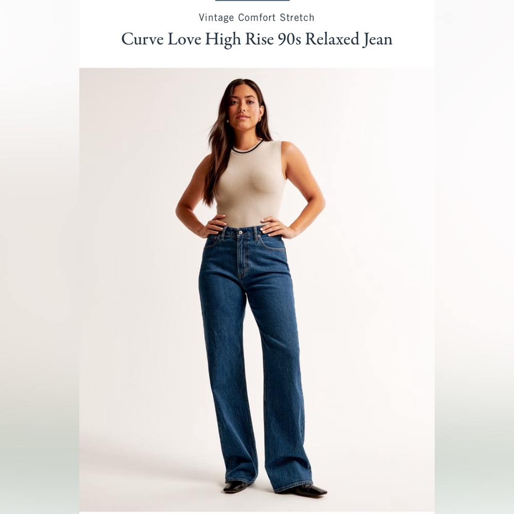 Abercrombie & Fitch Curve Love High Rise 90s Relaxed Jean- 29/8R NWOT